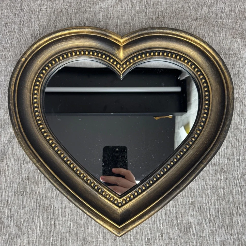 Vintage Style Heart Shaped Wall Mirror Antique Gold Beaded Frame 12 Inch